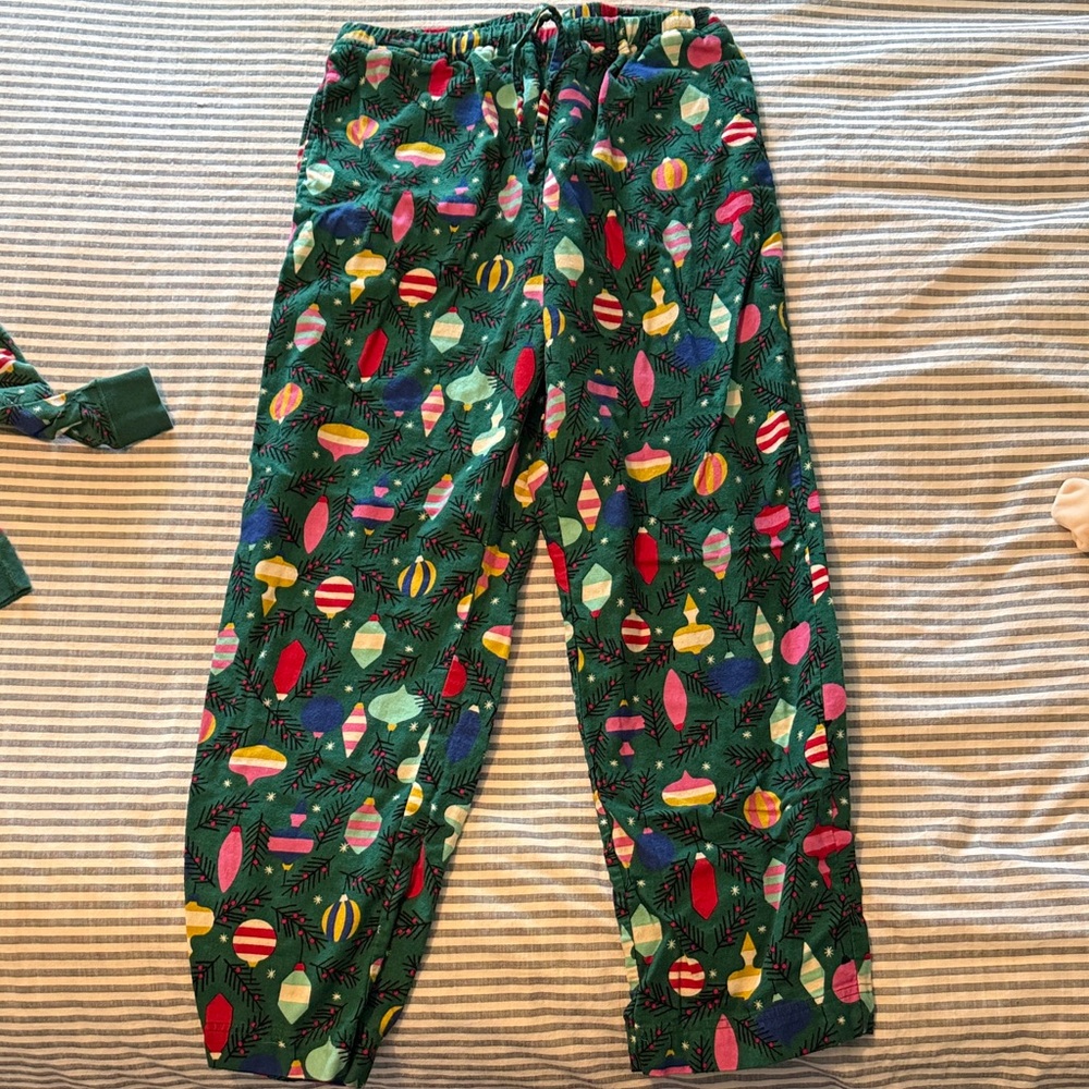 Hanna Andersson adult unisex holiday flannel pajama pants